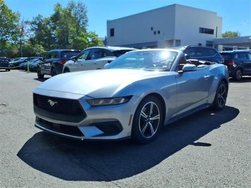 2024 Ford Mustang EcoBoost