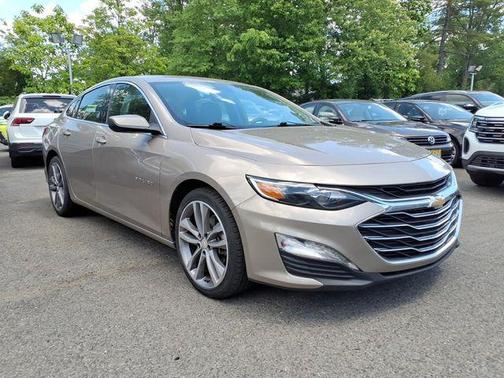 Mineral Gray Metallic 2023 Chevrolet Malibu FWD 1LT