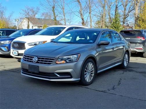 2016 Volkswagen Passat 1.8T SE