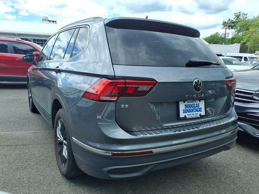 Platinum Gray Metallic 2023 Volkswagen Tiguan 2.0T SE 4MOTION