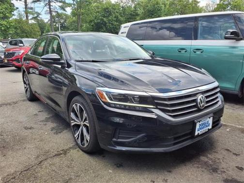 2022 Volkswagen Passat 2.0T SE