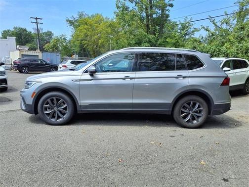 2022 Volkswagen Tiguan 2.0T SE 4MOTION
