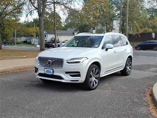 2022 Volvo XC90 Recharge Plug-In Hybrid T8 Inscription 6 Passenger