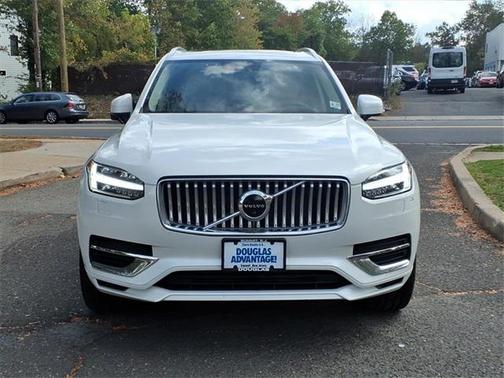 2022 Volvo XC90 Recharge Plug-In Hybrid T8 Inscription 6 Passenger
