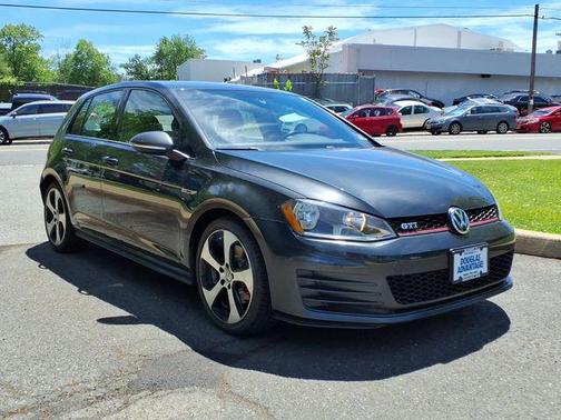 Steel Gray Metallic 2017 Volkswagen Golf GTI 2.0T S 4-Door