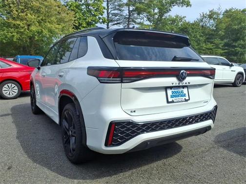 2025 Volkswagen Tiguan 2.0T SE R-Line Black 4MOTION