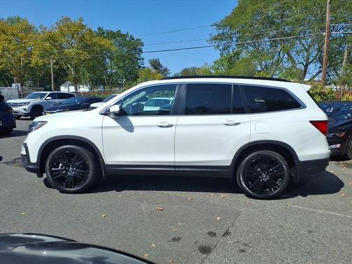 2022 Honda Pilot AWD Special Edition
