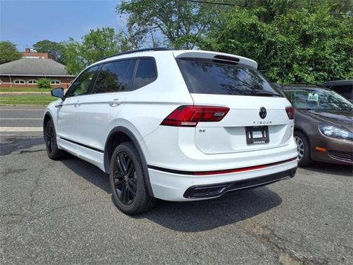 2022 Volkswagen Tiguan 2.0T SE R-Line Black 4MOTION