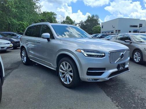 2019 Volvo XC90 T6 Inscription