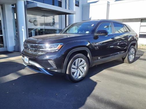 2022 Volkswagen Atlas Cross Sport 3.6L V6 SE w/Technology