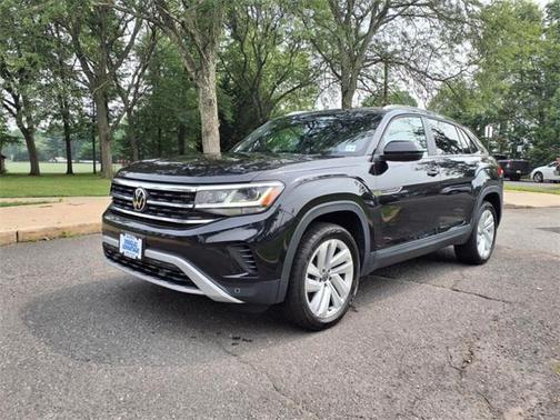 2022 Volkswagen Atlas Cross Sport 3.6L V6 SE w/Technology