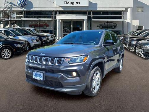 Gray 2024 Jeep Compass Latitude