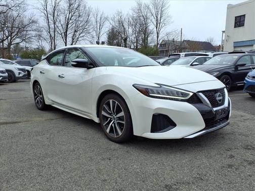 2023 Nissan Maxima SV Xtronic CVT