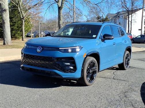 2025 Volkswagen Tiguan 2.0T SE R-Line Black 4MOTION