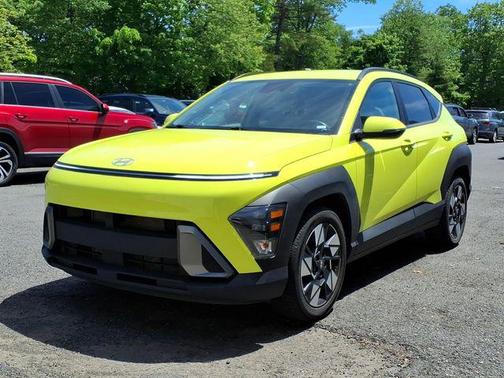 Neoteric Yellow 2024 Hyundai KONA SEL