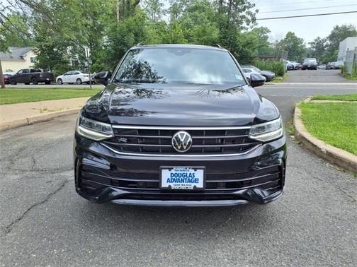 2022 Volkswagen Tiguan 2.0T SE R-Line Black 4MOTION