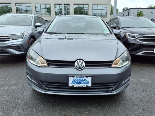 2016 Volkswagen Golf SportWagen TSI S 4-Door