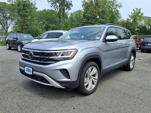 2022 Volkswagen Atlas 3.6L SE w/Technology