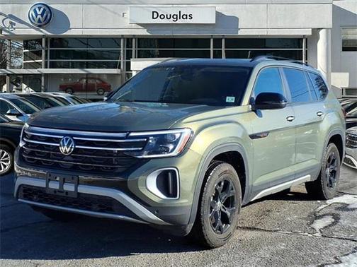2025 Volkswagen Atlas 2.0T Peak Edition