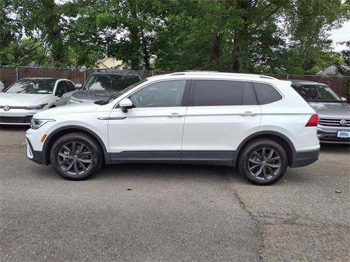 2022 Volkswagen Tiguan 2.0T SE 4MOTION