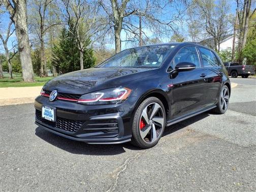 2019 Volkswagen Golf GTI 2.0T S 4-Door