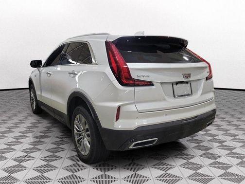 Crystal White Tri-Coat 2024 Cadillac XT4 Premium Luxury
