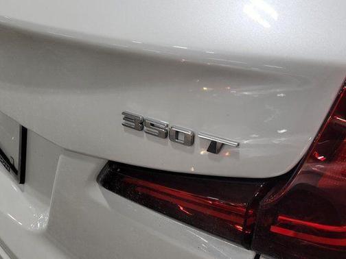 Crystal White Tri-Coat 2024 Cadillac XT4 Premium Luxury
