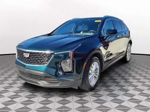 2024 Cadillac XT4 Luxury
