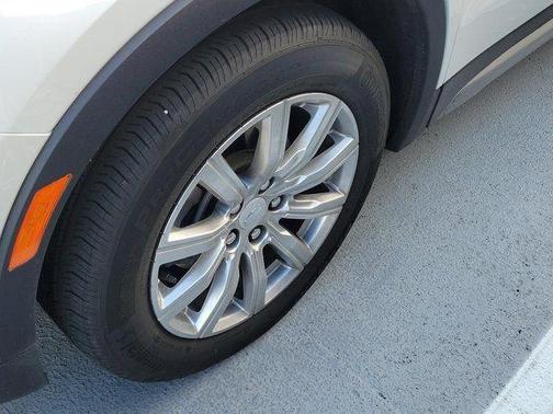 Crystal White Tri-Coat 2023 Cadillac XT4 Premium Luxury