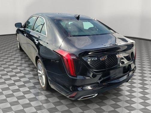 2024 Cadillac CT4 Luxury