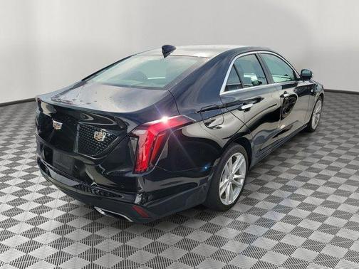 2024 Cadillac CT4 Luxury
