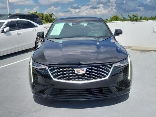 2024 Cadillac CT4 Luxury