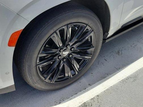 Crystal White Tri-Coat 2022 Cadillac Escalade Sport