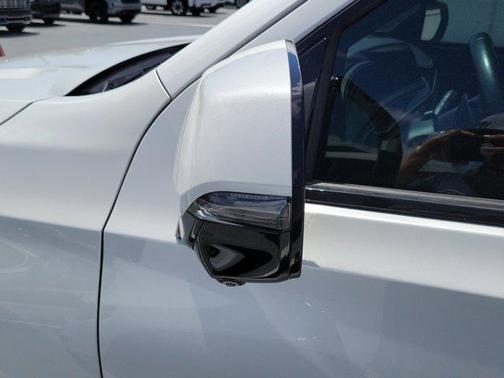 Crystal White Tri-Coat 2022 Cadillac Escalade Sport