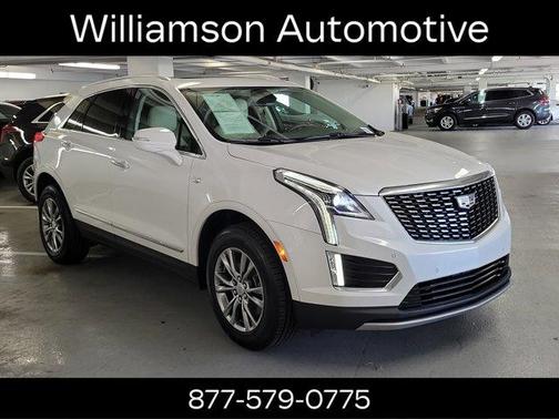 2022 Cadillac XT5 Premium Luxury