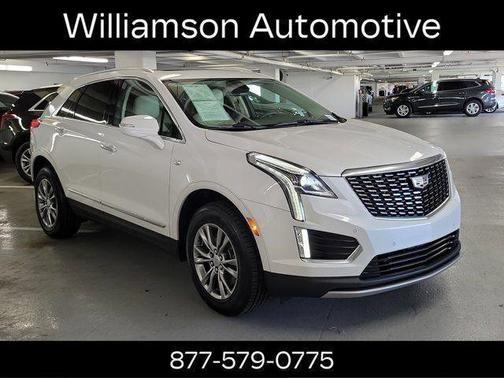 2022 Cadillac XT5 Premium Luxury