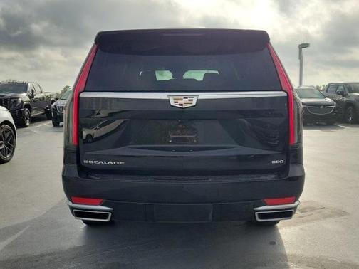 2022 Cadillac Escalade ESV Premium Luxury
