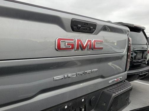 2025 GMC Sierra 2500 AT4X