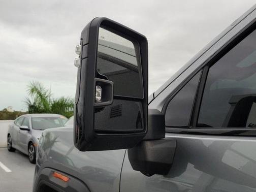 2025 GMC Sierra 2500 AT4X