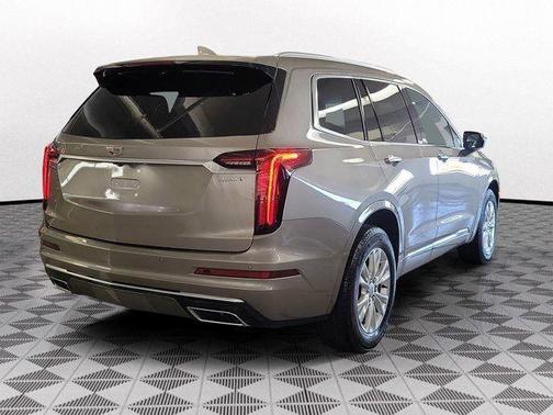 2023 Cadillac XT6 Luxury FWD