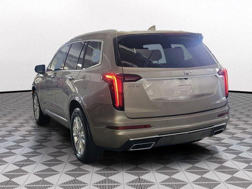 2023 Cadillac XT6 Luxury FWD