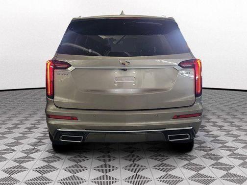 2023 Cadillac XT6 Luxury FWD
