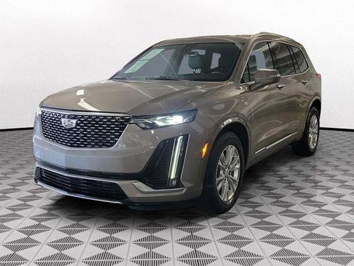 2023 Cadillac XT6 Luxury FWD