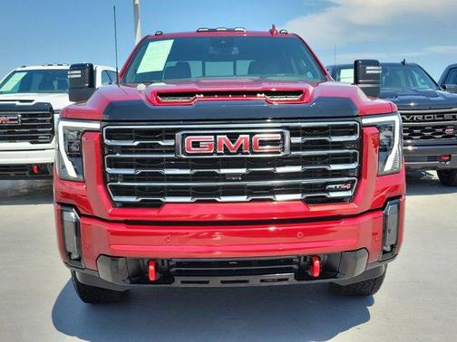 2024 GMC Sierra 2500 AT4