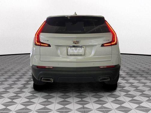 Crystal White Tri-Coat 2023 Cadillac XT4 Luxury
