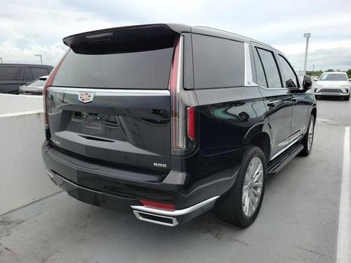 2023 Cadillac Escalade Luxury