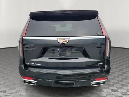 2023 Cadillac Escalade Luxury