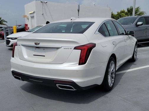 2022 Cadillac CT5 Premium Luxury RWD