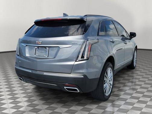 2022 Cadillac XT5 Sport