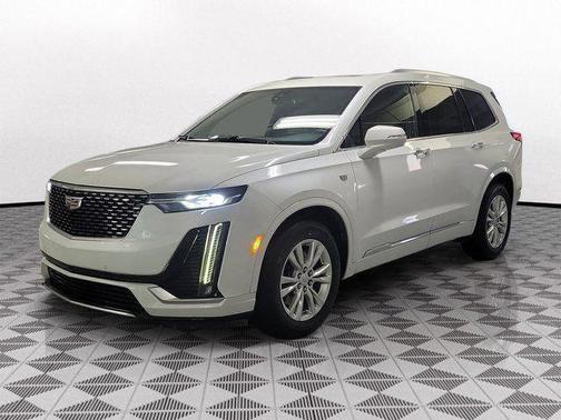 Crystal White Tri-Coat 2023 Cadillac XT6 Luxury FWD